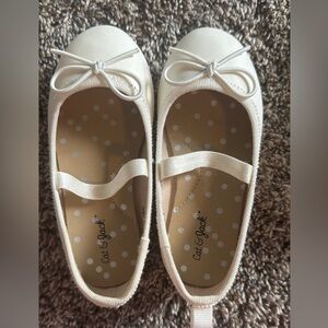 Cat & Jack Ivory Kids Dress Shoes